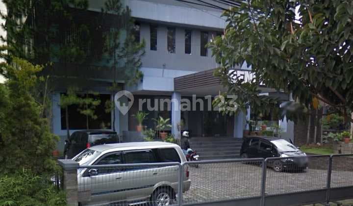 Disewakan Gedung 4 Lantai Sayap Sukajadi Setiabudi Siap Pakai