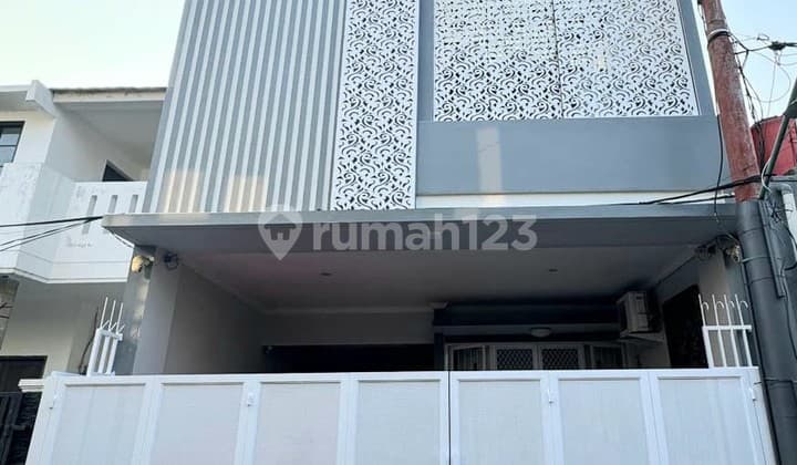 Rumah Terawat Dijual Fully Furnished di Cluster Graha Raya Bintaro GB-16227