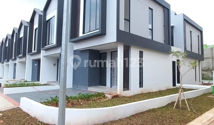 Rumah 2 Lantai Baru Siap Huni di Cluster Kebayoran Bintaro Jaya Mk-15753