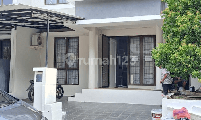 Rumah Modern dengan 4 Kamar di Cluster Discovery Bintaro Js-17992