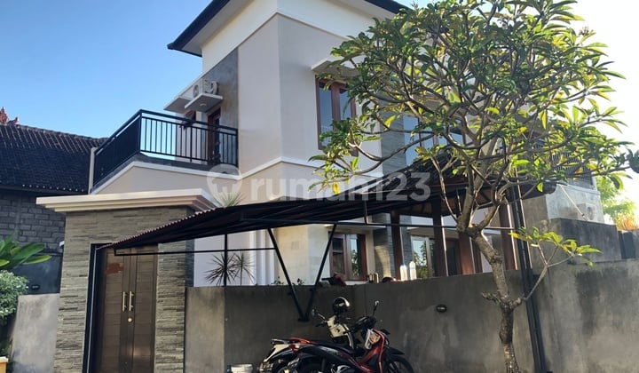 For Sale Minimalist Villa with Private Pool, Strategic Location