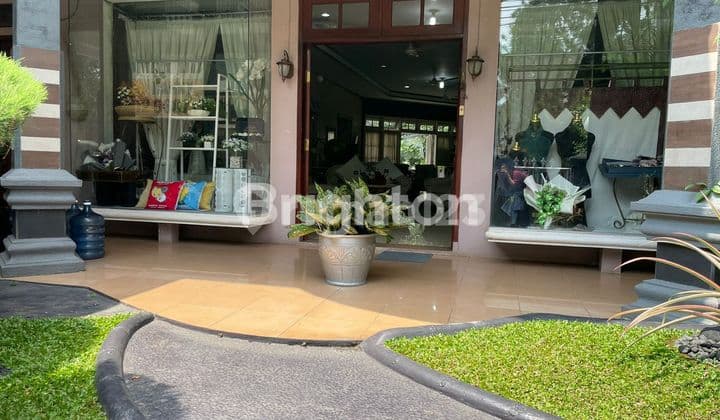 Rumah Cantik Rapih Besar