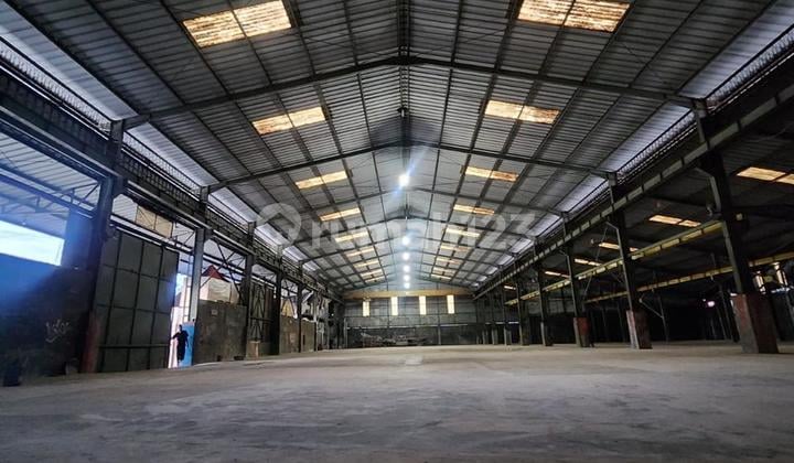 Dijual / Disewa Gudang Besar di Kavling Dpr Cipondoh Tangerang