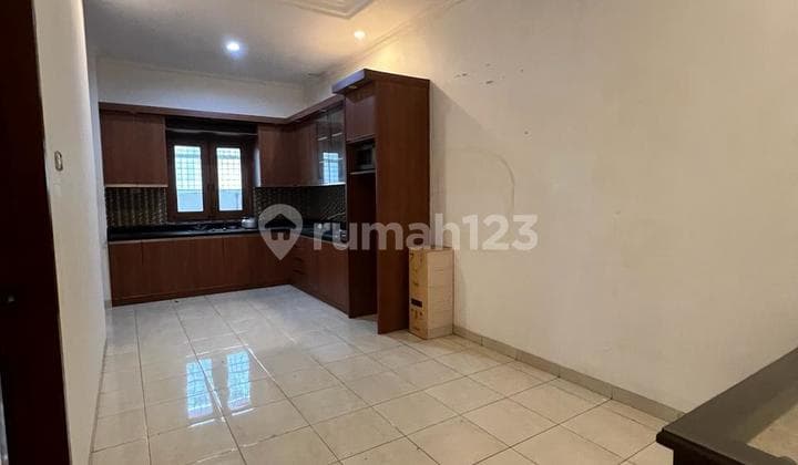 Rumah Siap Huni Menceng Tegal Alur Jakarta Barat