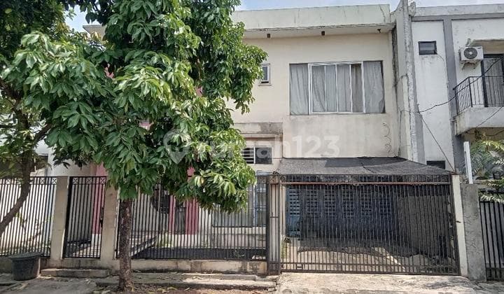 Dijual Murah Cash Only Rumah 2 Lantai di Perumahan Islamic Village