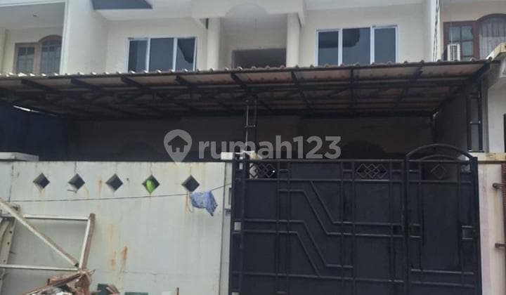 Dijual Rumah 2 Lantai Dalam Cluster di Daan Mogot Baru
