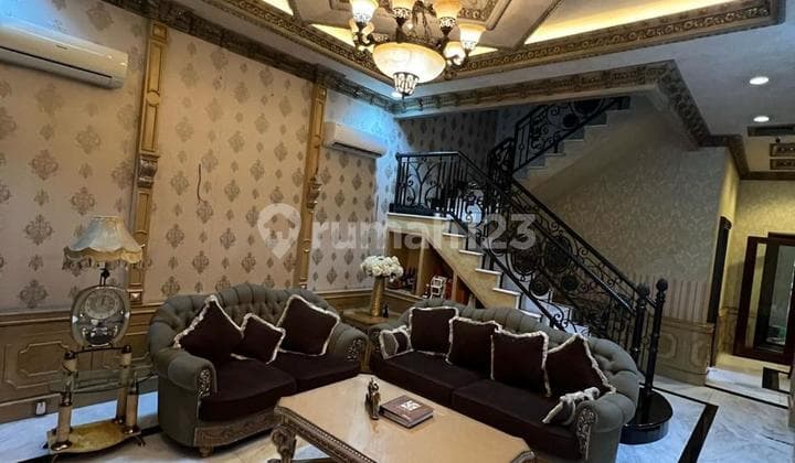LUXURY HOUSE IN PLUIT SAKTI AREA SEMI FURNISHED