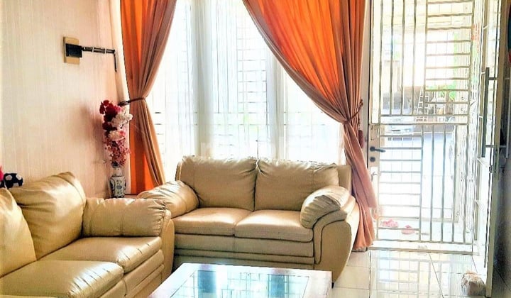 Dijual Cepat Murah Rumah Cantik Siap Huni di Green Court