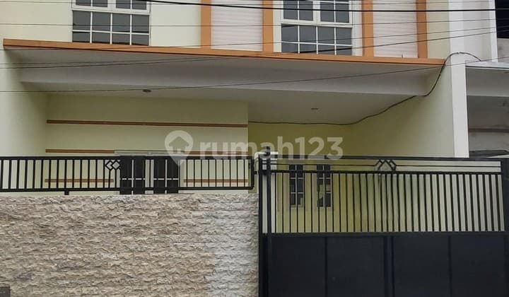 Jual cepat rumah 2 lantai di Mulyosari dekat ITS, Sutorejo