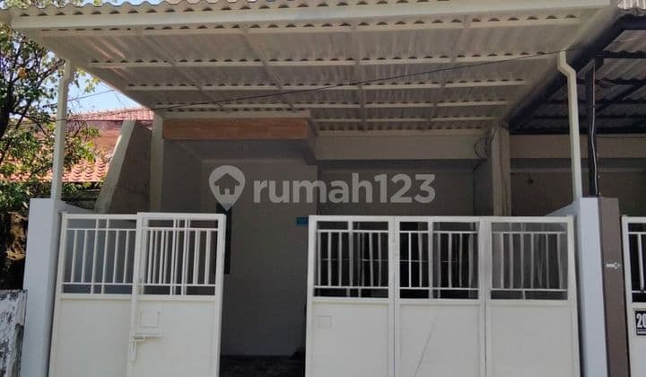 Rumah 2 lantai baru gress di Jalan Raya Karang Asem SHM