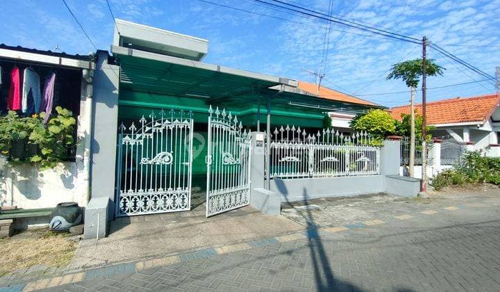 Rumah 2 lantai Dukuh Kupang Barat lokasi strategis