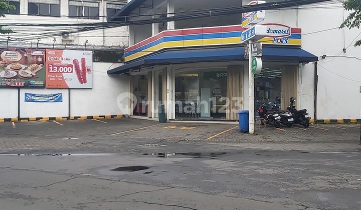 Jual Indomaret Sebelah Universitas Widya Mandala Dinoyo