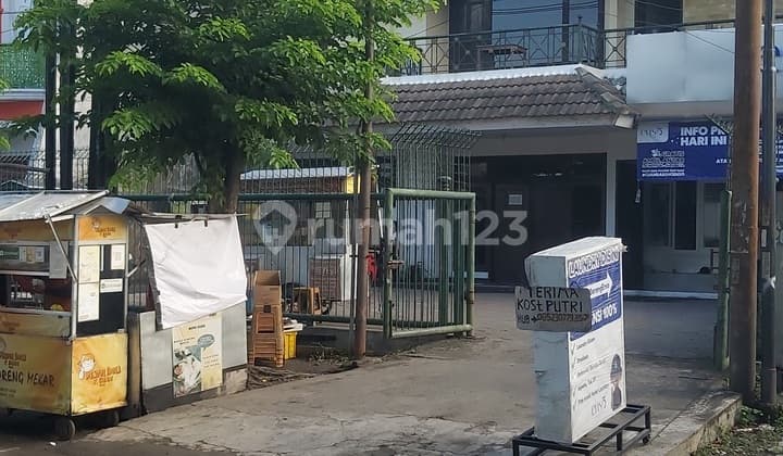 20-Boarding House Sale Near Ubaya, Twin Street, Strategic Location