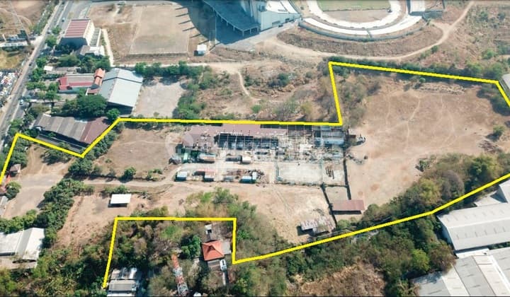 N753 Dijual Tanah 4.2ha Jalan Veteran Gresik Barat Laut Bisa U Pabrik