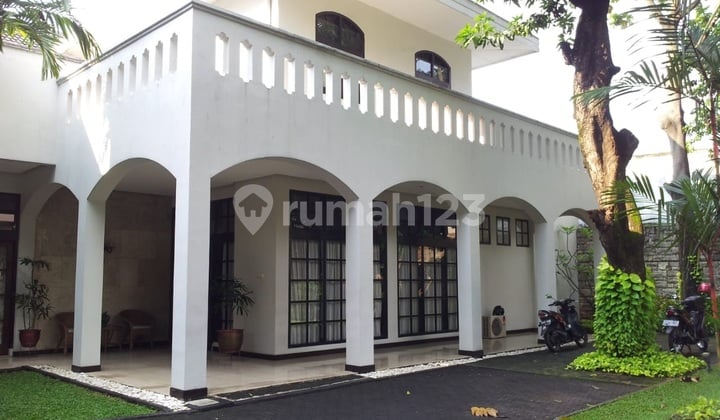 N696 Dijual Rumah 2lt di Kemang Utara Mampang Prapatan 1019 M2 Utara