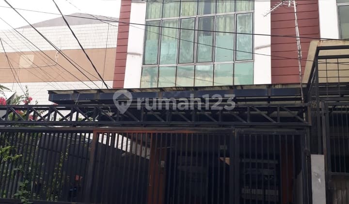 Ruko Kosan + Fasilitas Dijual Lengkap Ketapang Utara Jakbar 108m2 Hadap Timur S100
