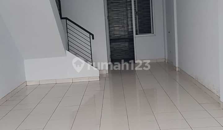 Dijual Murah Ruko 2lt di Newton Square Legenda Wisata Bogor 2km 49m2 Barat S130