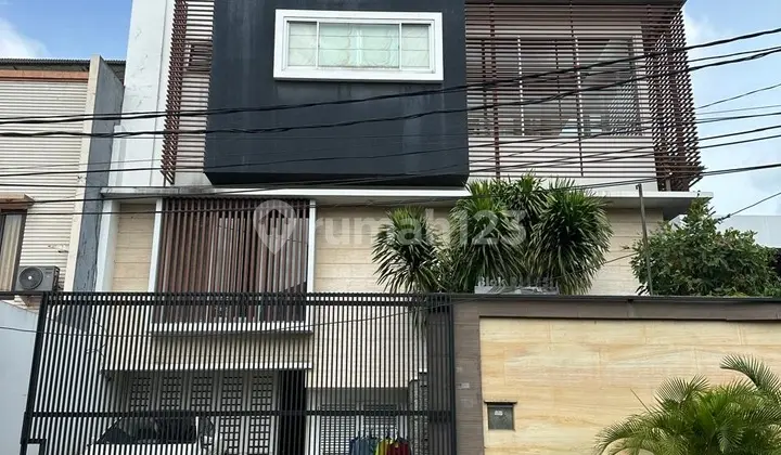 For Sale 3-Story Furnished House Huk Citra 2 Ext