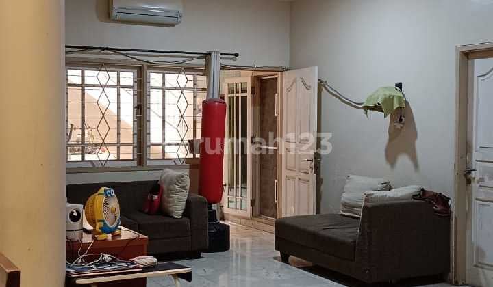 Strategic Ready-to-Occupy House in Kav. DKI Meruya, West Jakarta