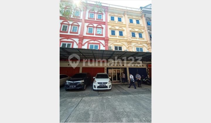 Dijual Murah Bawah NJOP Ruko Gandeng 5 Lantai Roxy Jakarta Pusat