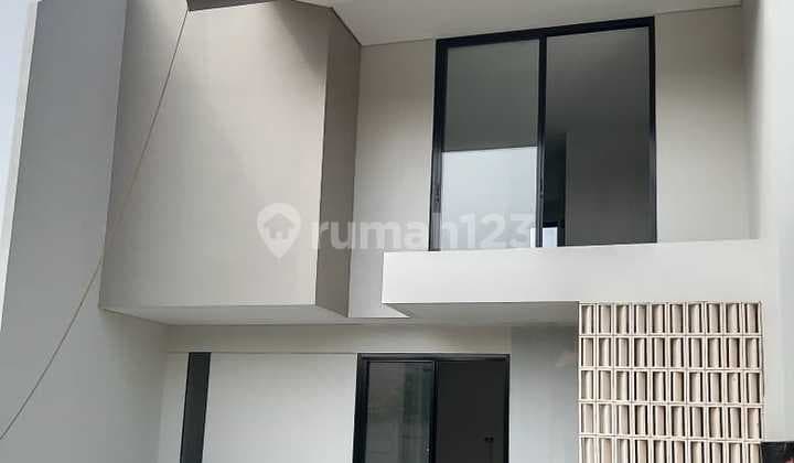 Dijual Rumah Baru Eksklusif 2Lt Lt78 Lb110 3Kt Kembangan Jakbar