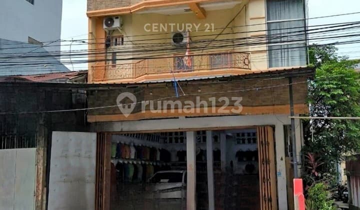Lokasi Paling Dicari Ruko Strategis Jl Sungai Saddang Baru