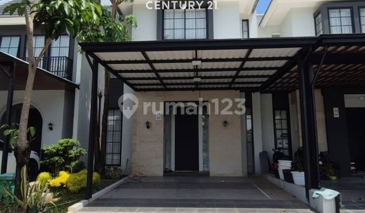Modern Minimalist House in the Heart of Citraland Tallasa City, Ready to Occupy