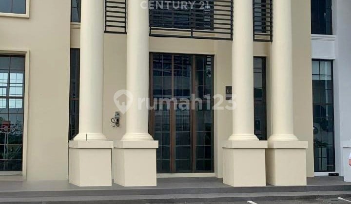 Ready-to-Occupy Shophouse in Citraland City CPI Area, Sunset Quay Shophouse