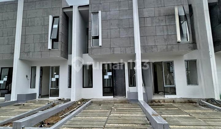 Ready-to-Occupy House in the Tallasa City Cluster Utopia Area