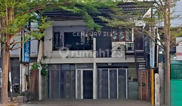 Ruko Strategis Dan Siap Huni Di Jalan Sungai Saddang Lama Ruko Strategis Dan Siap Huni Di Jalan Sungai Saddang Lama