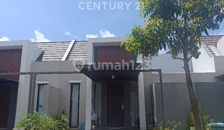 Lokasi Strategis! Rumah di White Floral Citraland Hanya 5 Menit ke Bandara & Kampus Unhas