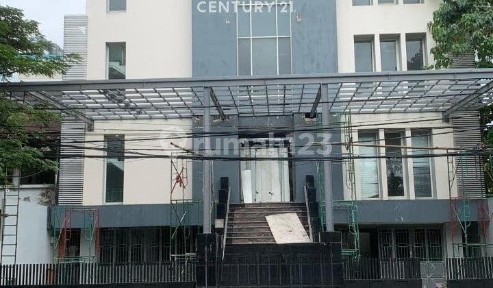 Gedung Strategis Dan Siap Huni Di Jalan Haji Bau