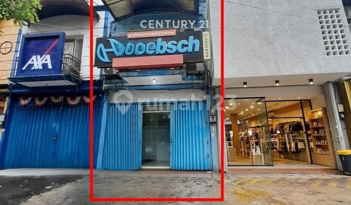 Exclusive Shop House on Botolempangan Street The Most Iconic and Classy Location