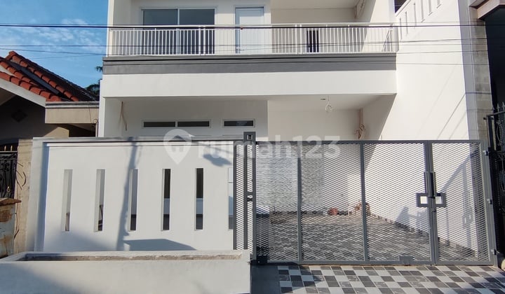 Rumah Baru Cakep Siap Huni di Poris Garden