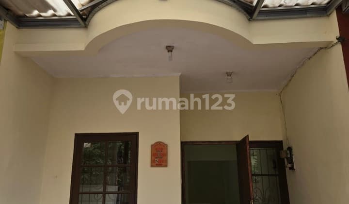 Rumah Budi Indah 2 lantai Baru Renov Siap Huni