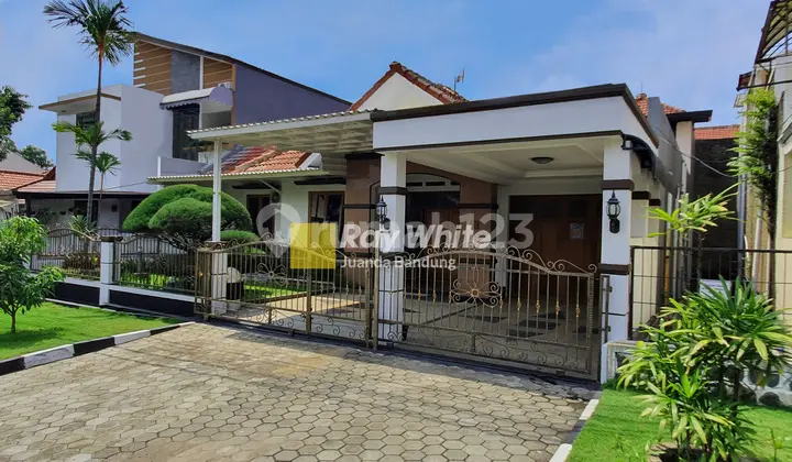 Rumah Elegan di Antapani Bandung Cocok untuk Kantor