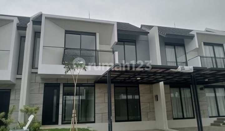 Turun Harga Dijual Rumah di Kota Baru Parahyangan