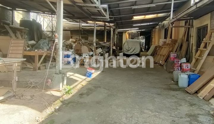 GUDANG DI TENGAH KOTA DEKAT KOMPLEK SETRA MURNI BANDUNG