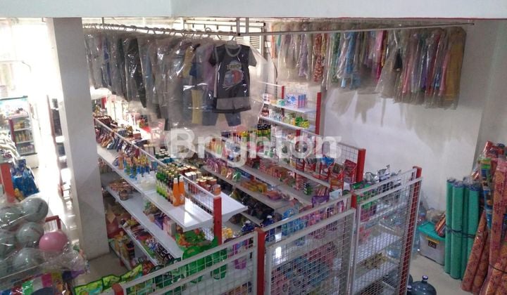 SHOPHOUSE READY FOR BUSINESS, SUITABLE FOR A MINIMARKET IN CITEUREUP CIMAHI
