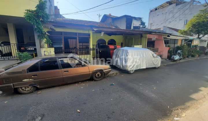 Dijual Rumah Lama Hitung Tanah di Penjernihan Jakarta Pusat - Luas 199 M², Jalan Lebar, Harga 4.9M Nego