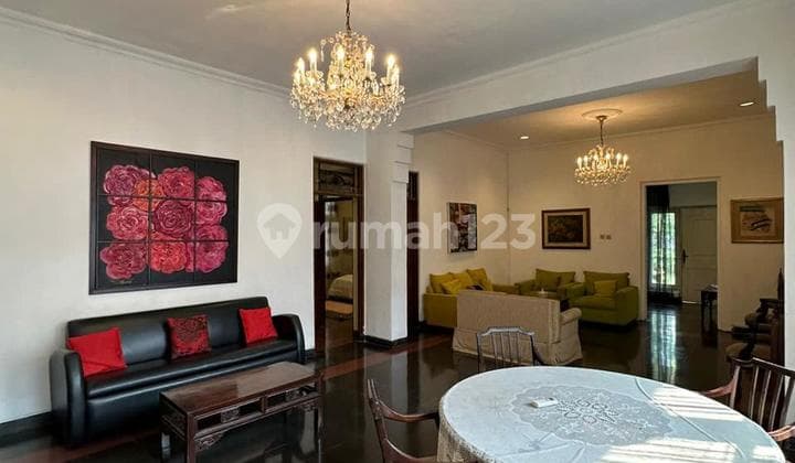 For Sale Luxury House Jl. Mangunsakoro Menteng Deket Masjid Sunda Kelapa
