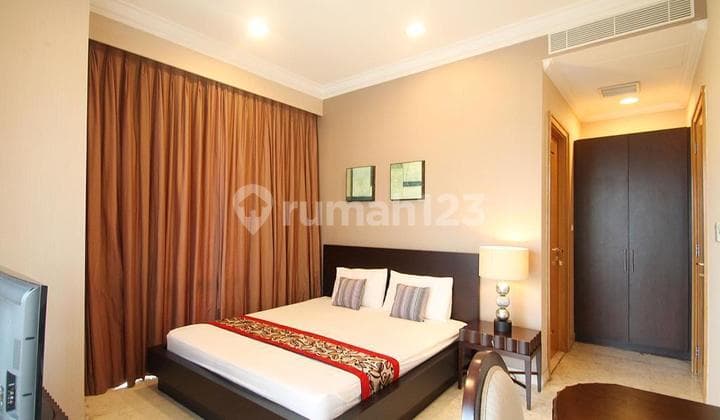 For Rent Senayan Residence Apartment 144 M² - 3 BR, Private Elevator, Fully Furnished, Complete Facilities