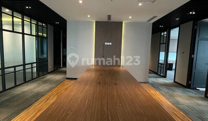 Disewakan Office Equity Tower Scbd - Tower E & F, Luas 561 M²