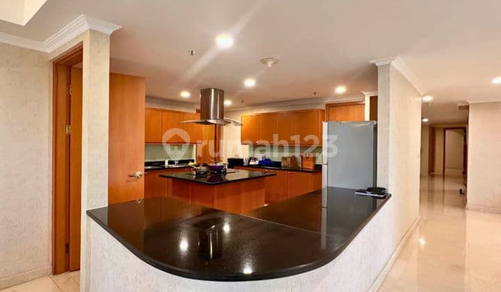 DISEWAKAN/ DIJUAL APARTEMEN SUDIRMAN MANSION SCBD SUDIRMAN 2 LANTAI. 3 UNIT JADI 1. RARE, CITY VIEW