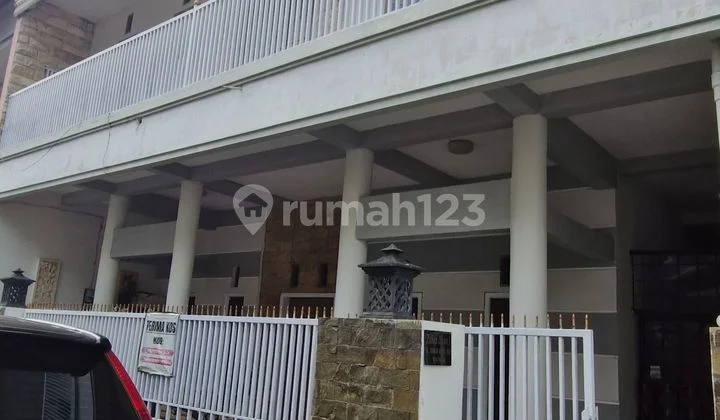 Girls' Dormitory Rental Near State University of Malang