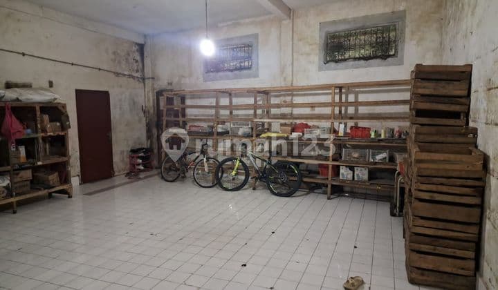 Dijual Rumah Usaha Siap Huni Di Lumajang