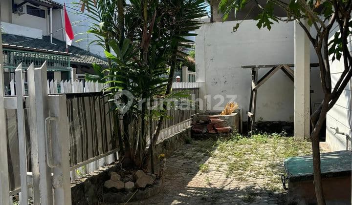 Rumah Hitung Tanah Lokasi Kebayoran Baru Dekat Stasiun Mrt