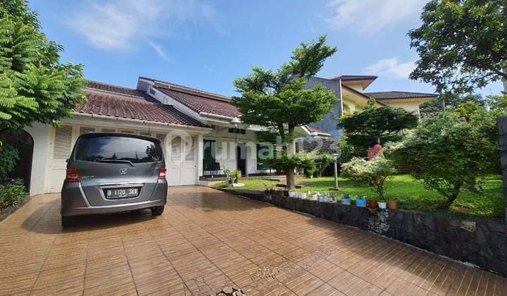 Rumah luas dalam komplek puri cinere segera survwy yuk