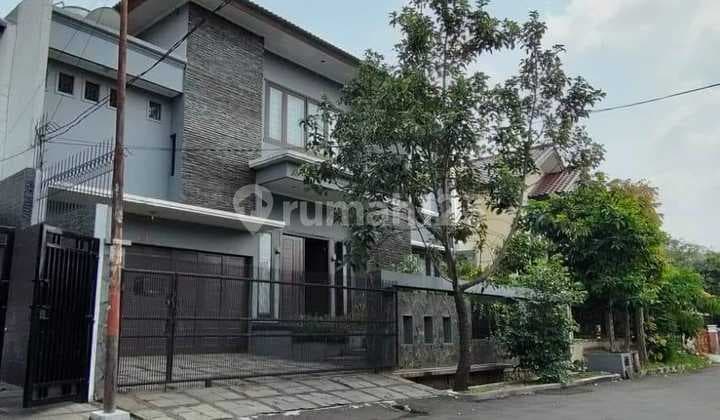 Rumah Cantik Nian Harga Fantastis Komplek Elite Cinere Terdepan
