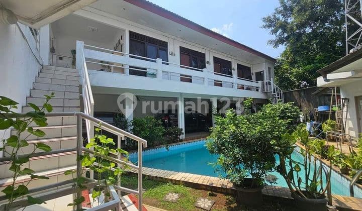 Best price luxury house must be surveyed leading cinere compl3x near cinere mall survey immediately.
